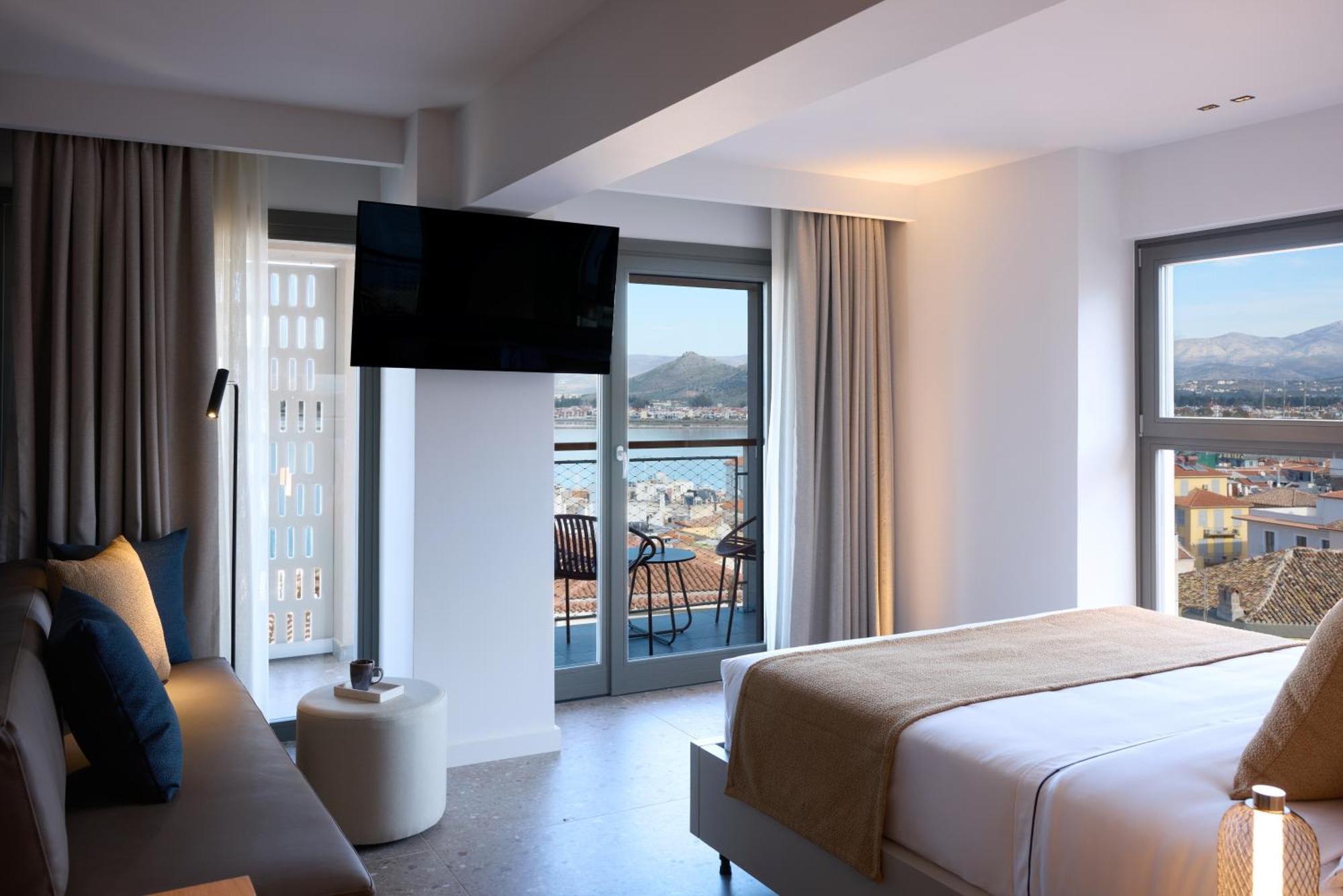 Naus Hotel นาฟปลิโอ ภายนอก รูปภาพ